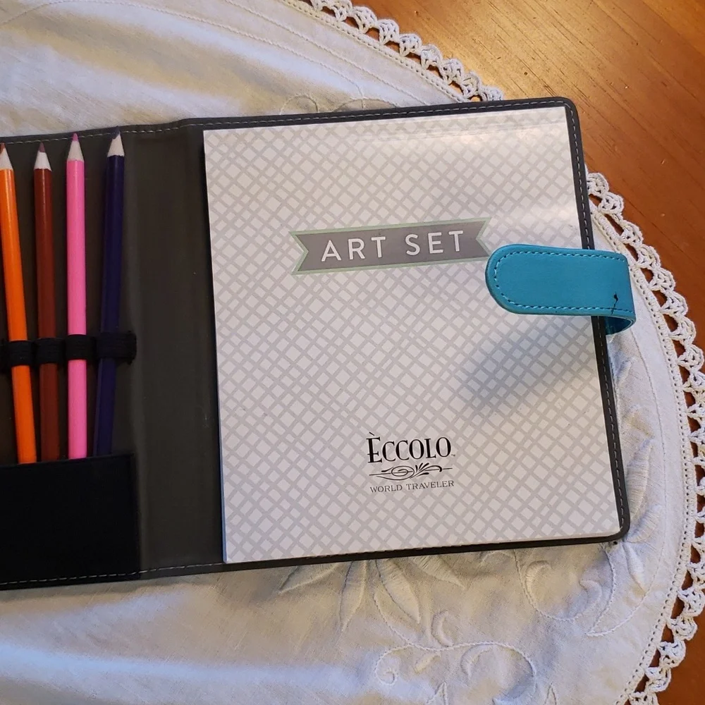 3/$15 Art Set Travel Binder